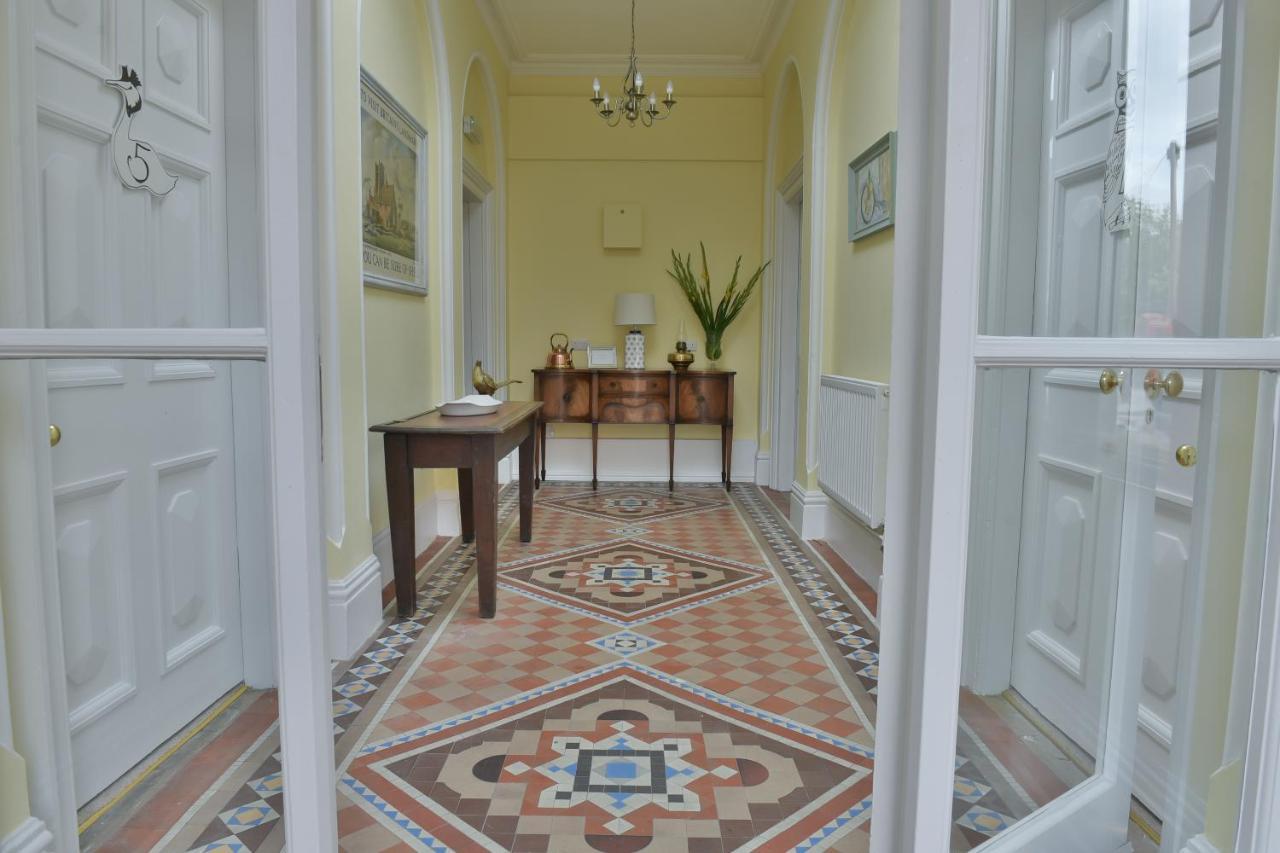 The Loddon Swan Bed & Breakfast Dış mekan fotoğraf
