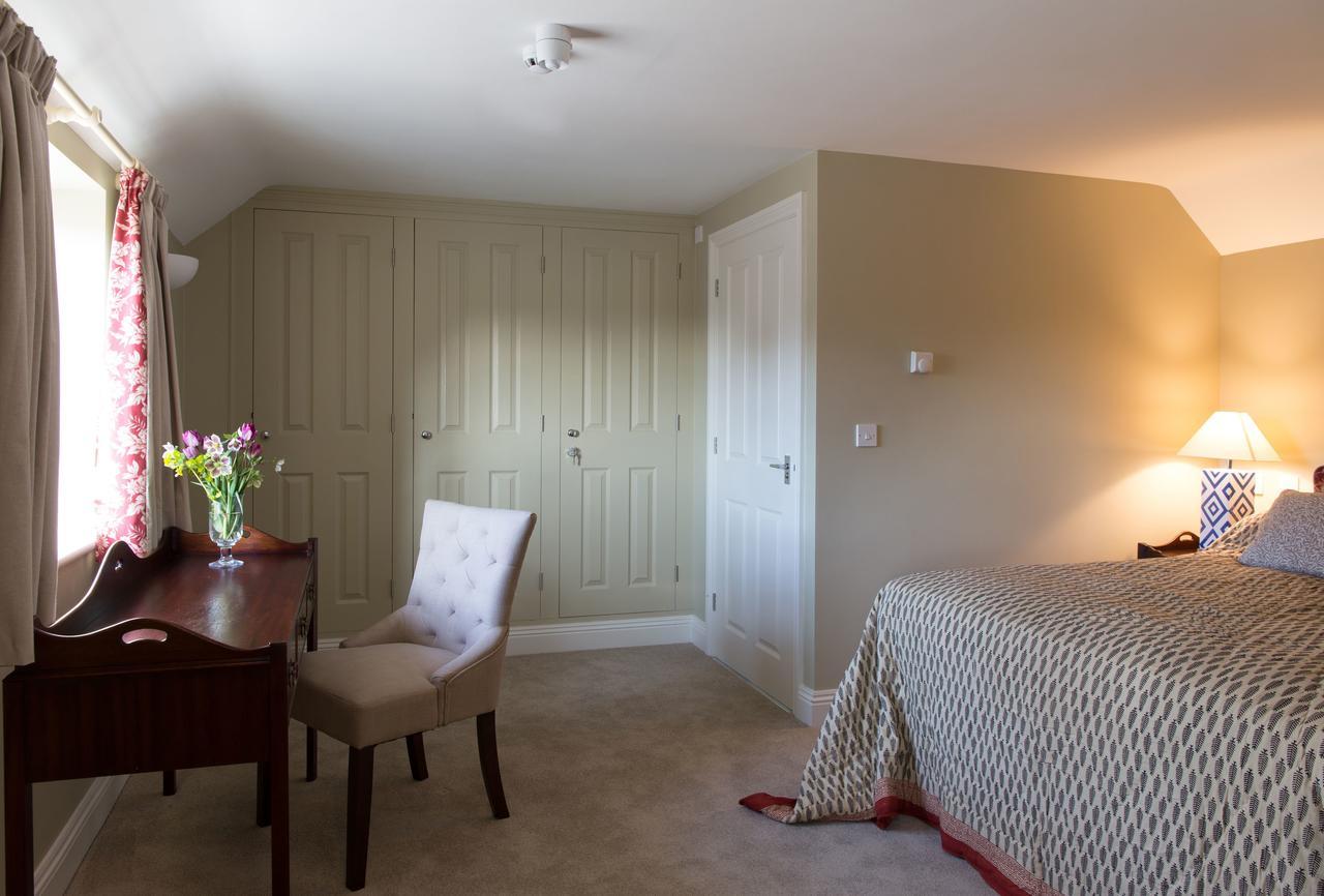 The Loddon Swan Bed & Breakfast Oda fotoğraf